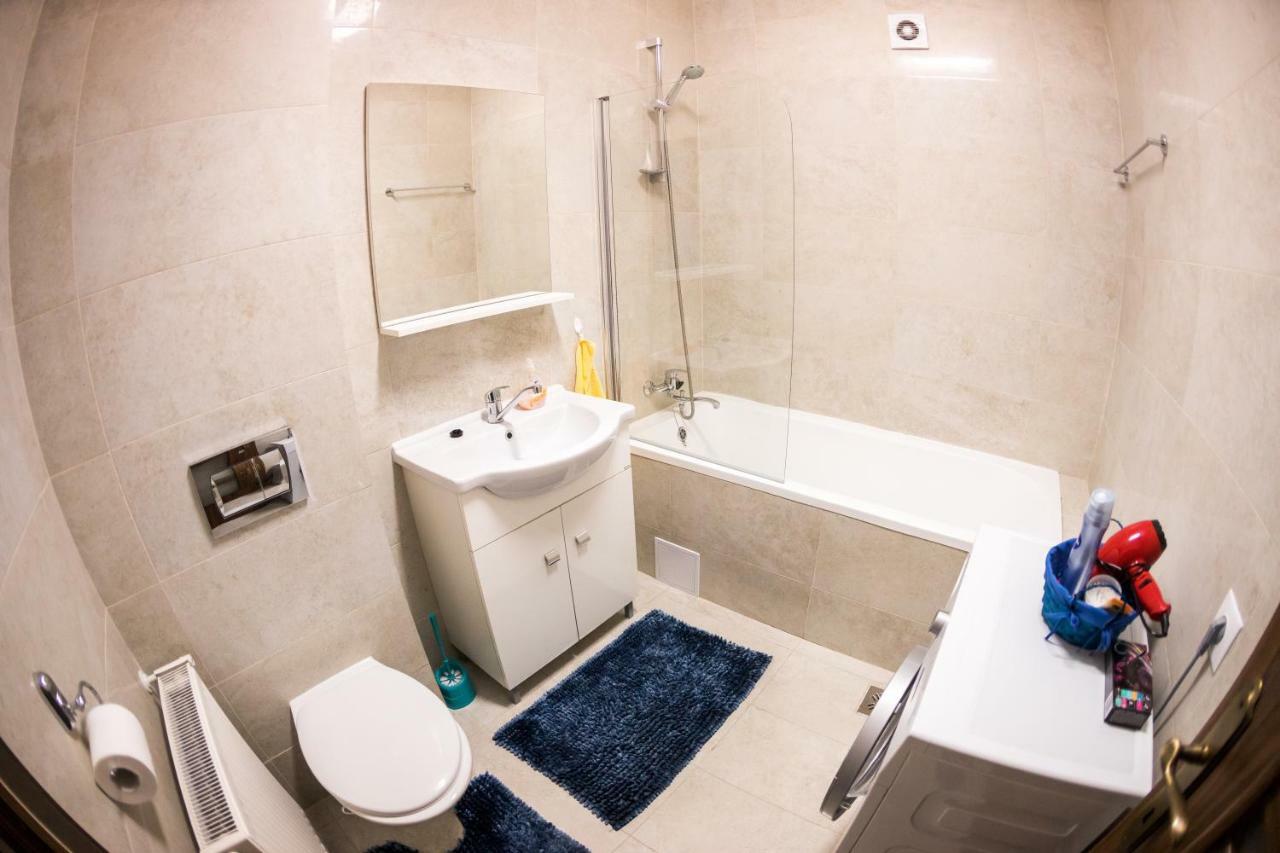 Travel Homzzz Apartments Târgu-Mureş Buitenkant foto