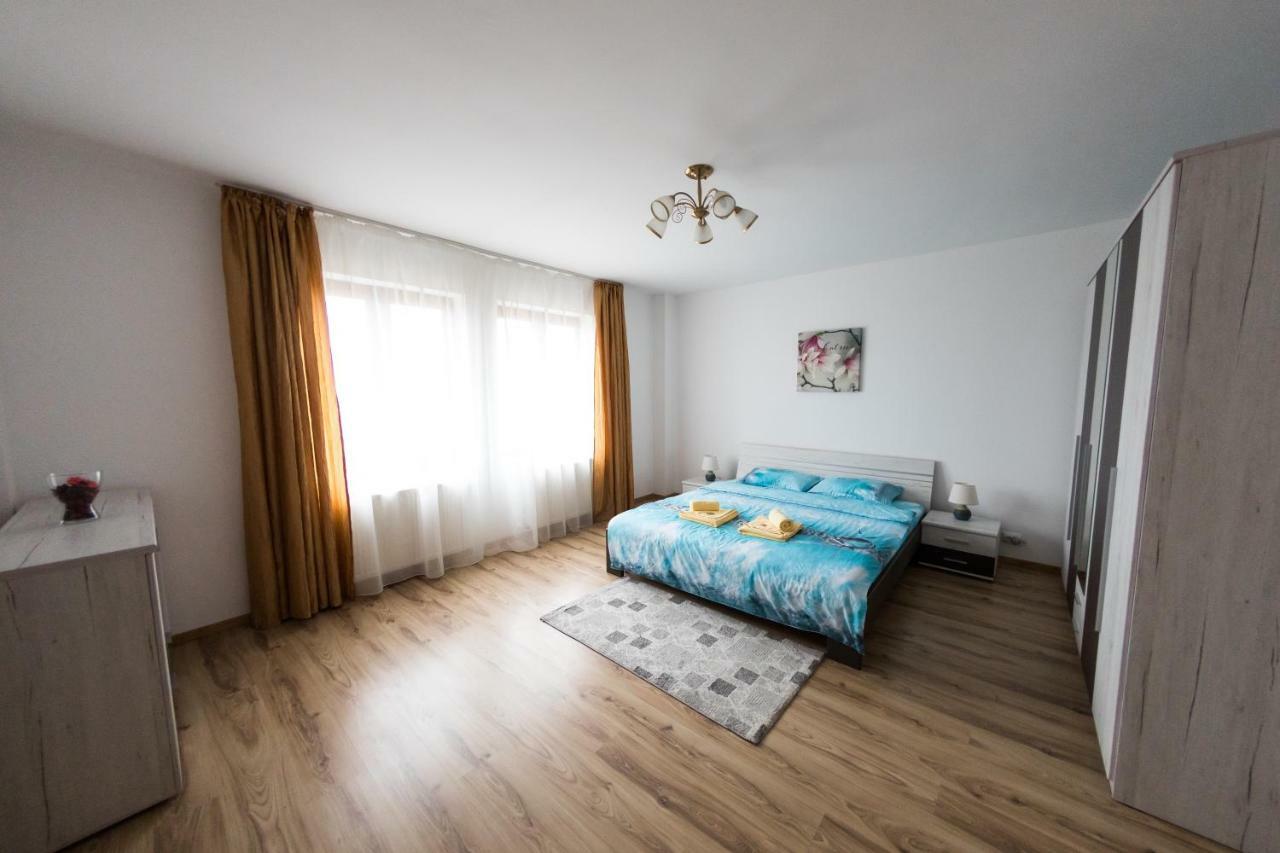Travel Homzzz Apartments Târgu-Mureş Buitenkant foto